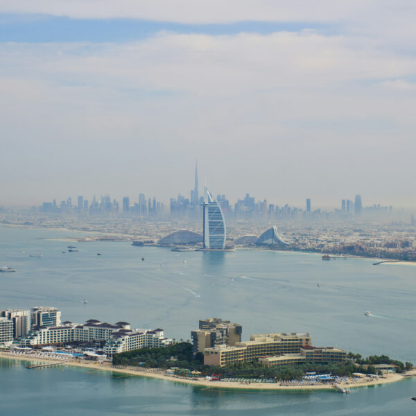 Barnes-International-Dubai-for-sale-for-rent-luxury-high-rise- (1)