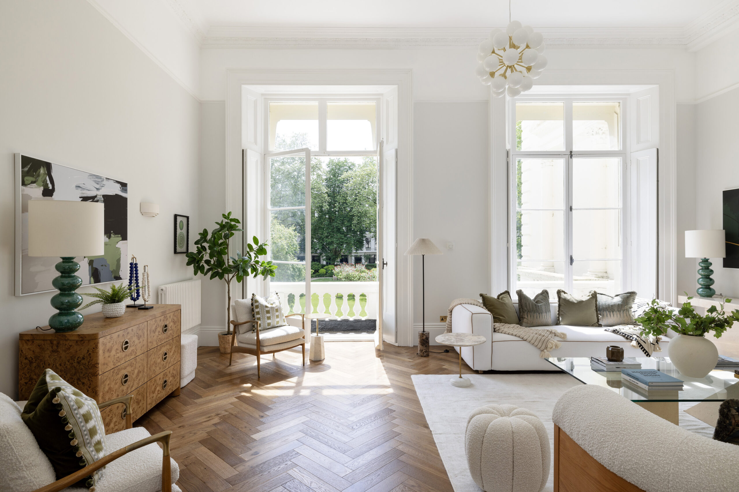 Bayswater-Apartment-For-Sale-Cleveland-Square-1_Lo