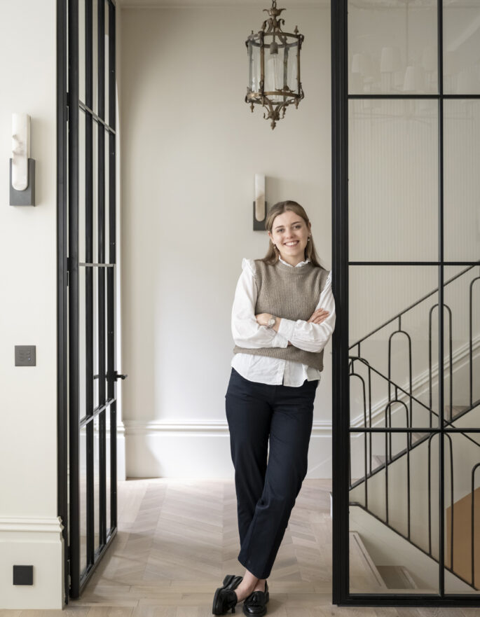 Dn-Portrait 15_5-204 copy_Lo