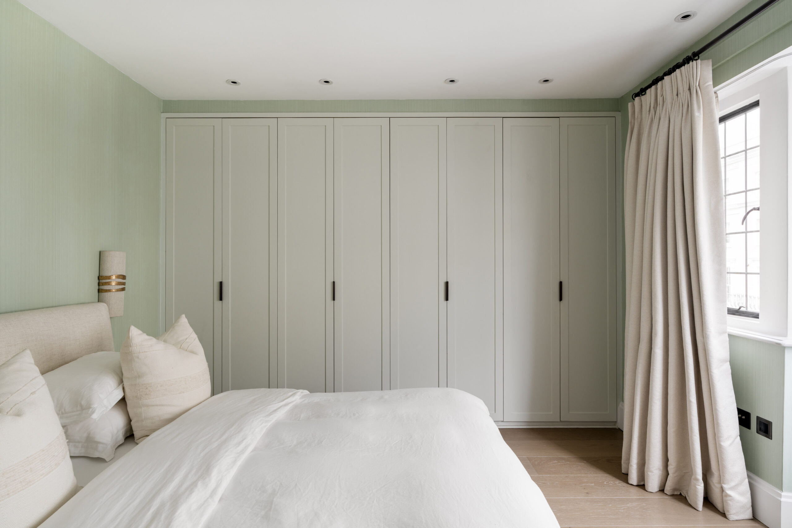 DN-Property-For-Sale-Queensdale-Road-18_Lo