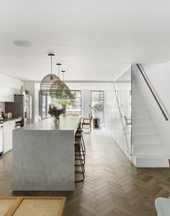 DN-Property-To-Rent-Kensington-Park-Road-39_Lo