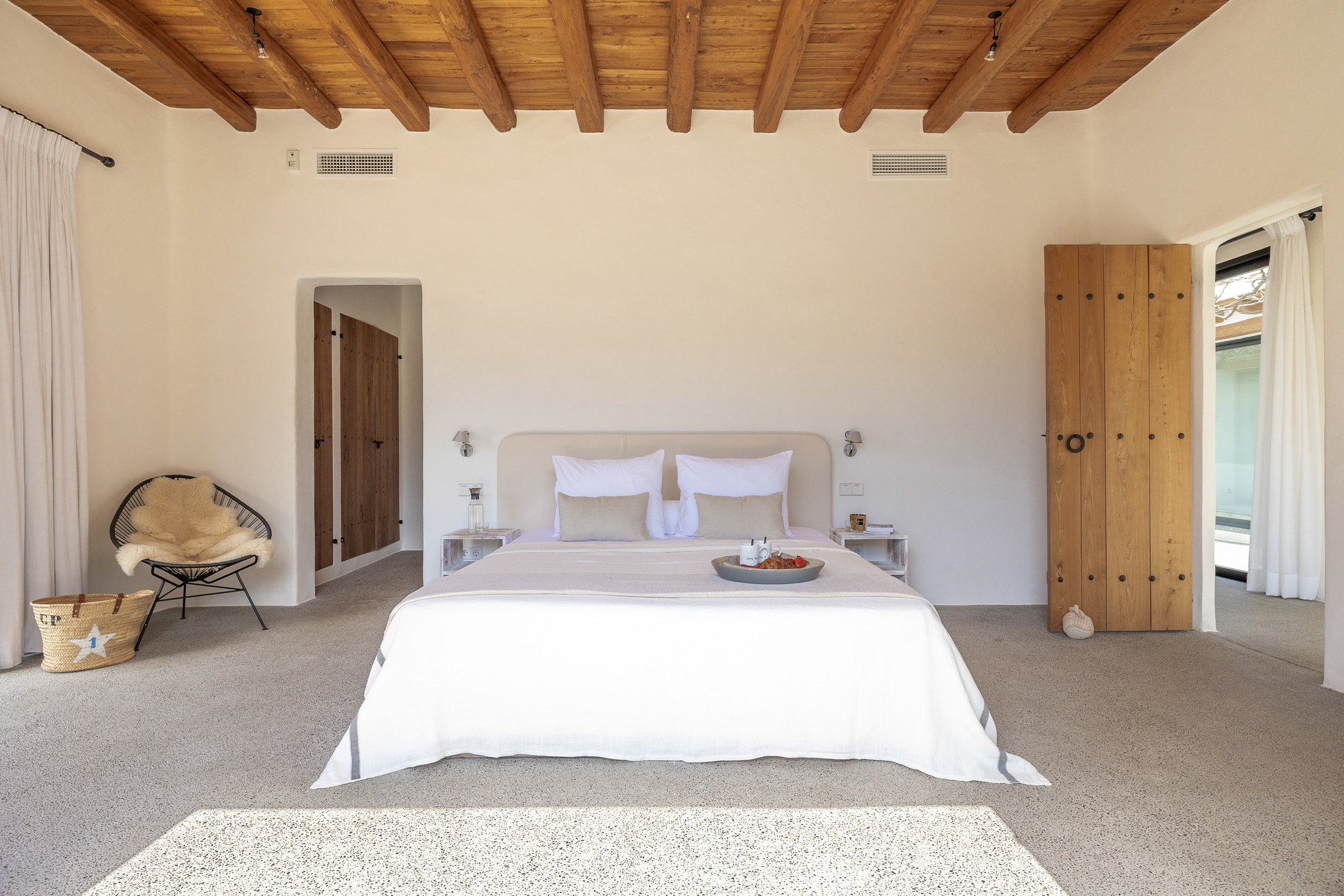 Domus-Nova-Ibiza-Luxury-Rental-Villa-San-Miguel-LR (22)