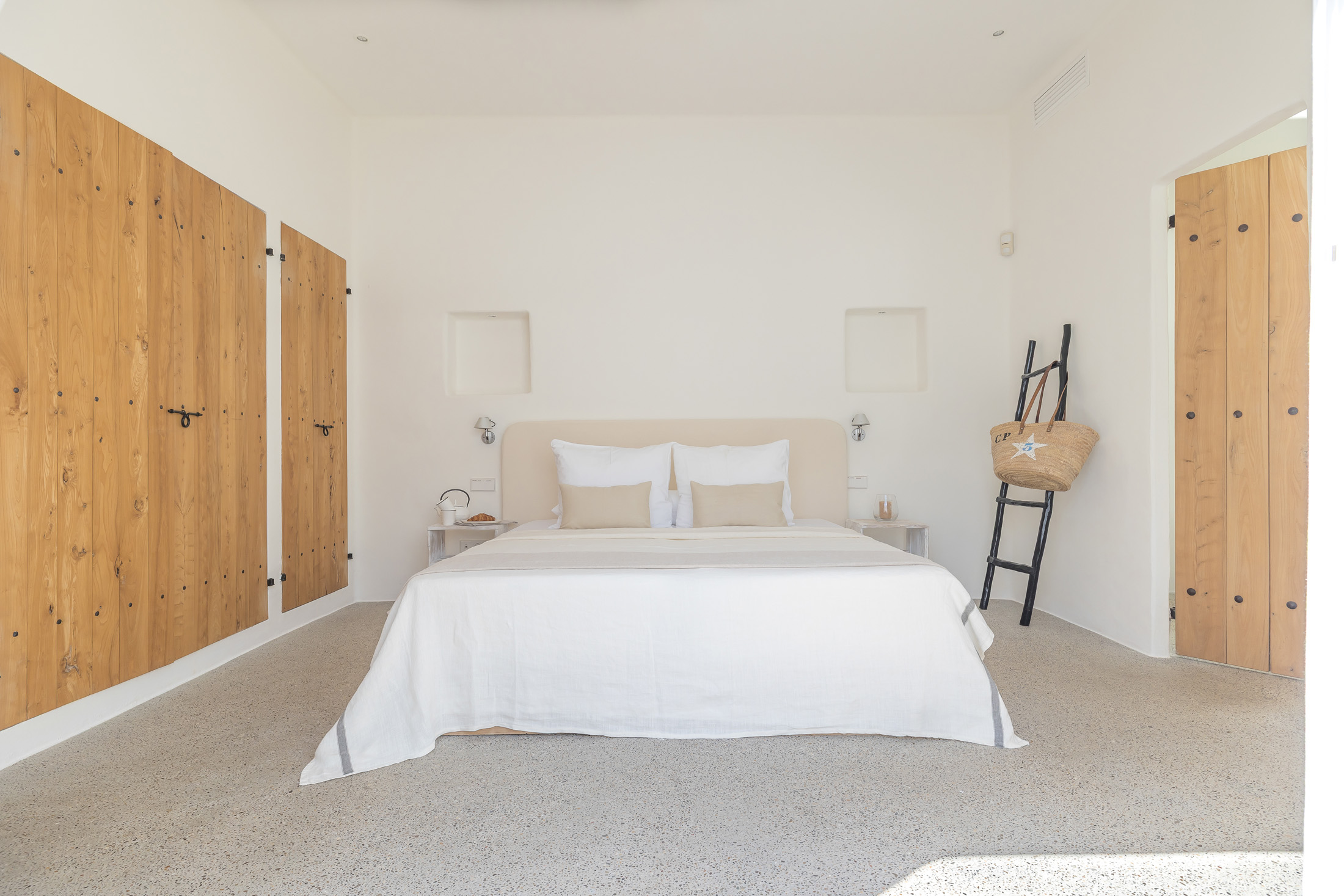 Domus-Nova-Ibiza-Luxury-Rental-Villa-San-Miguel-LR (45)