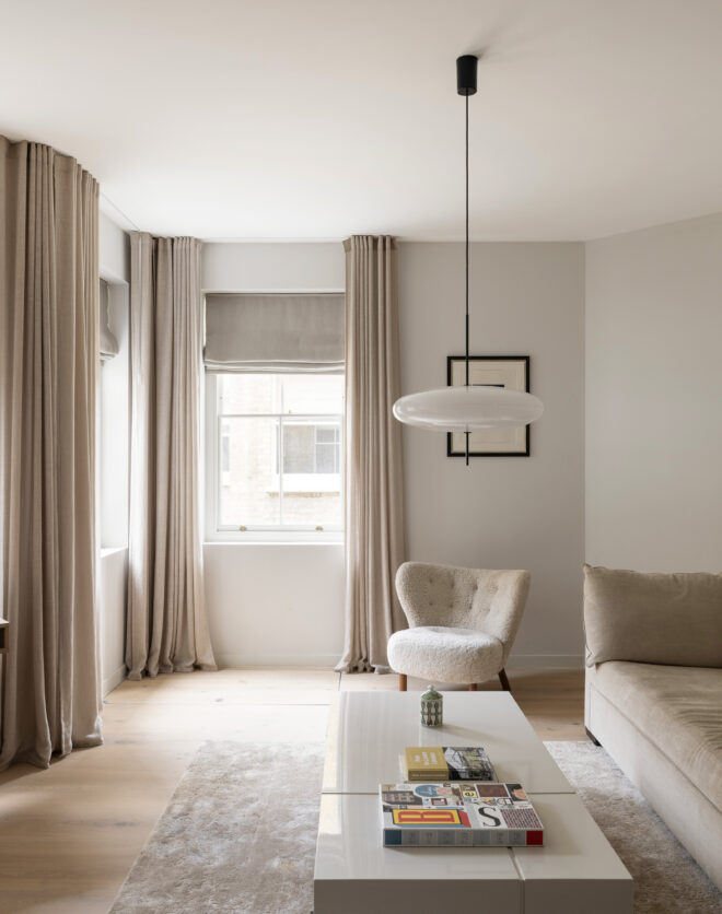 Domus-Nova-Knightsbridge-House-For-Rent-Rutland-Garden-Mews-10_Lo