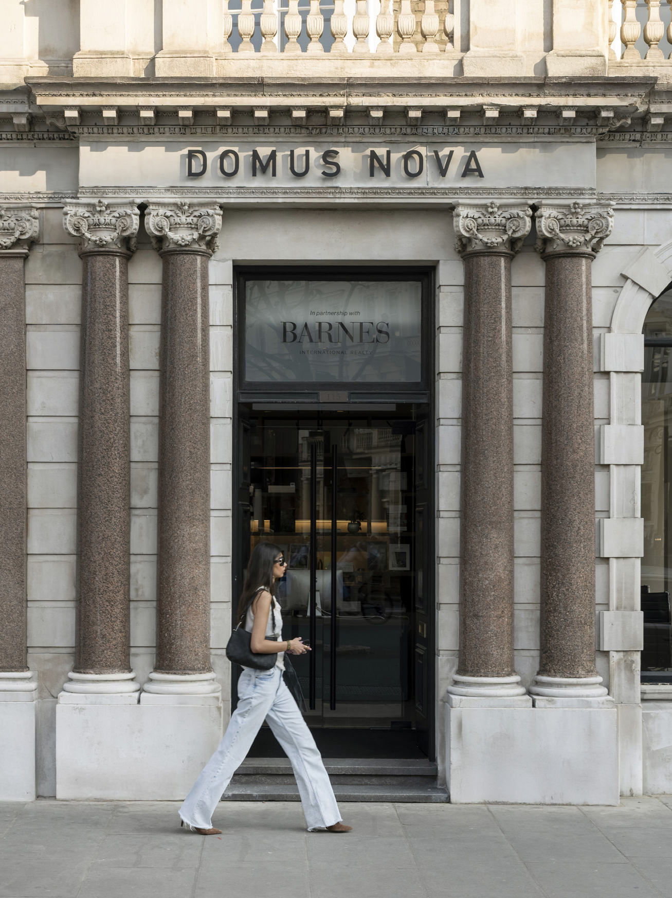 Domus-Nova-South-Kensington-Old-Brompton-Barnes-International-Office-
