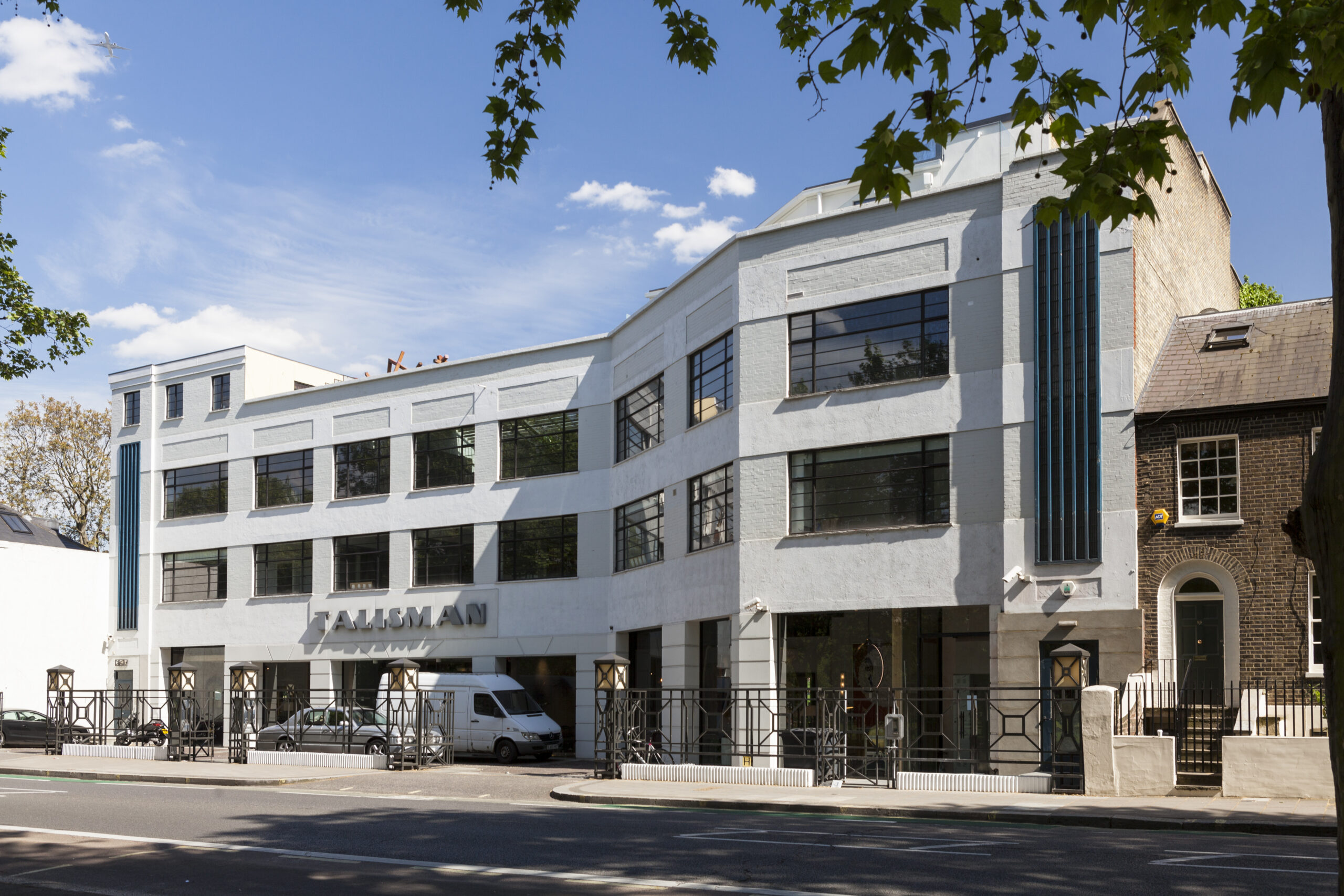 Domus-Nova-The-Talisman-Building-London-property-194