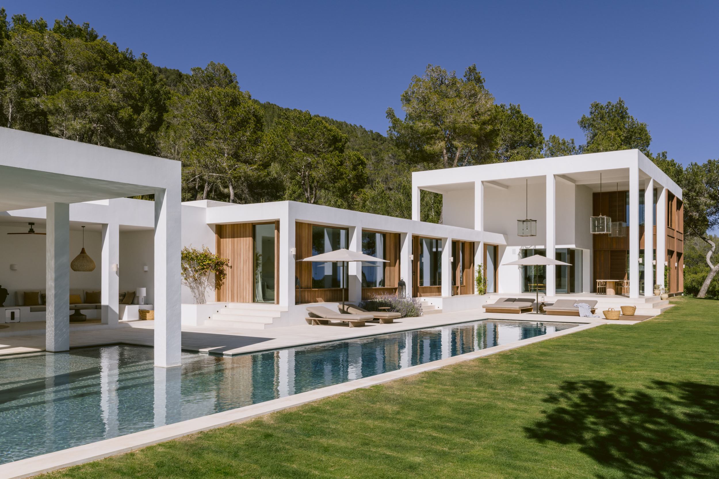 Ibiza-Architect-Designed-Villa-To-Rent-Can-Arenisca (54)