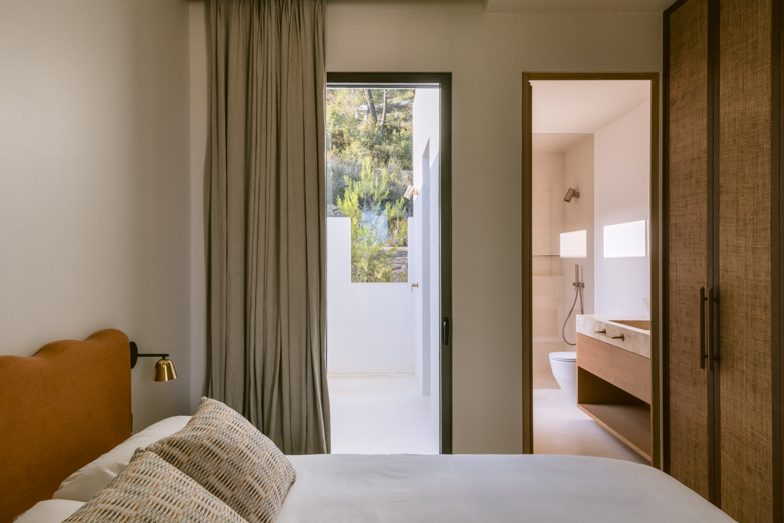 Ibiza-Architect-Designed-Villa-To-Rent-Villa-Sierra- (25)