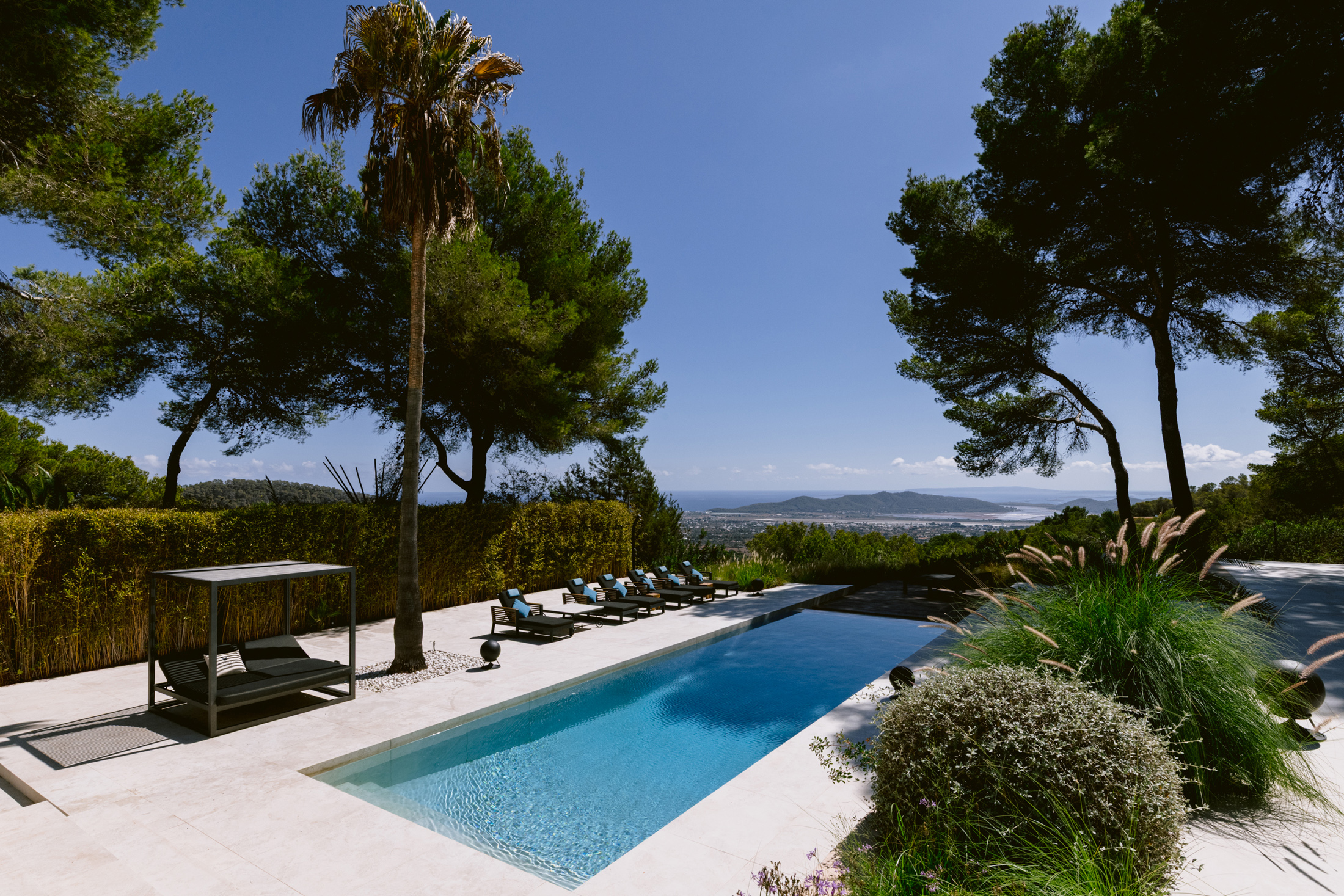 Ibiza-Villa-For-Sale-KM3-Villa-Zen-Salinas (27)
