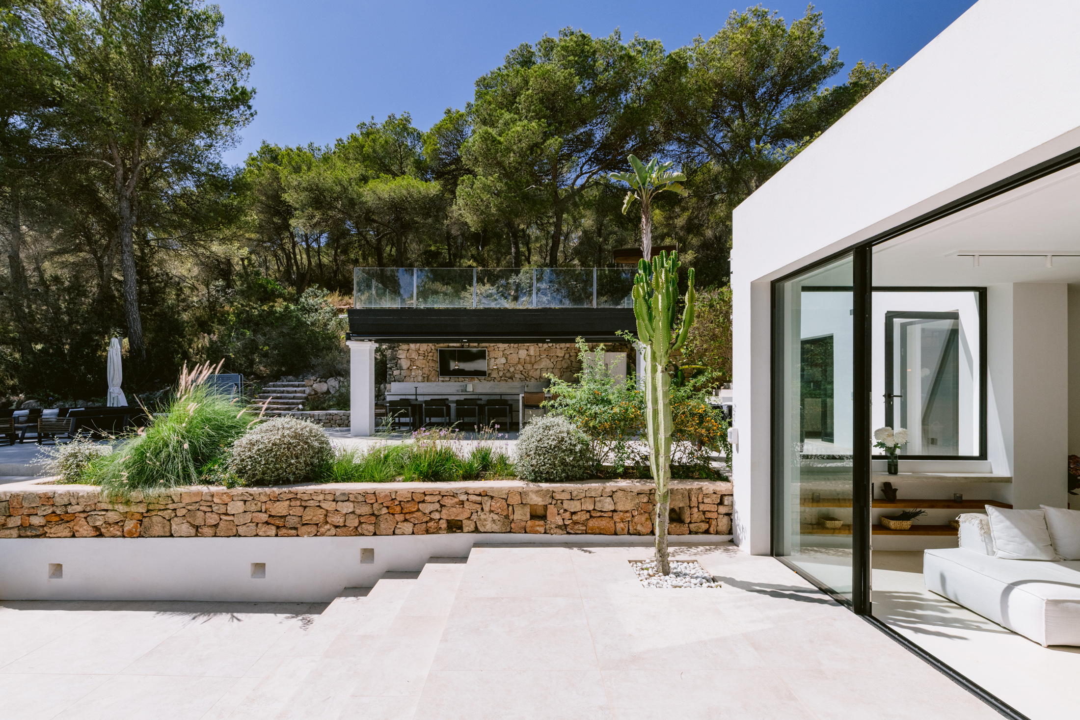 Ibiza-Villa-For-Sale-KM3-Villa-Zen-Salinas (34)