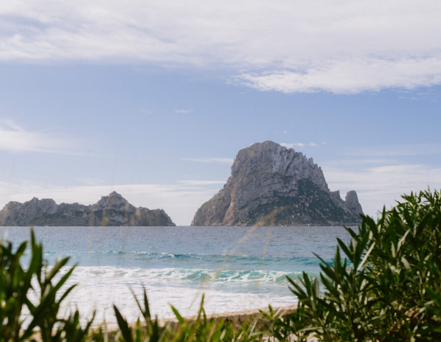 Journal_Ibiza’s_Best_Beaches_Cala_d’Hort (8)